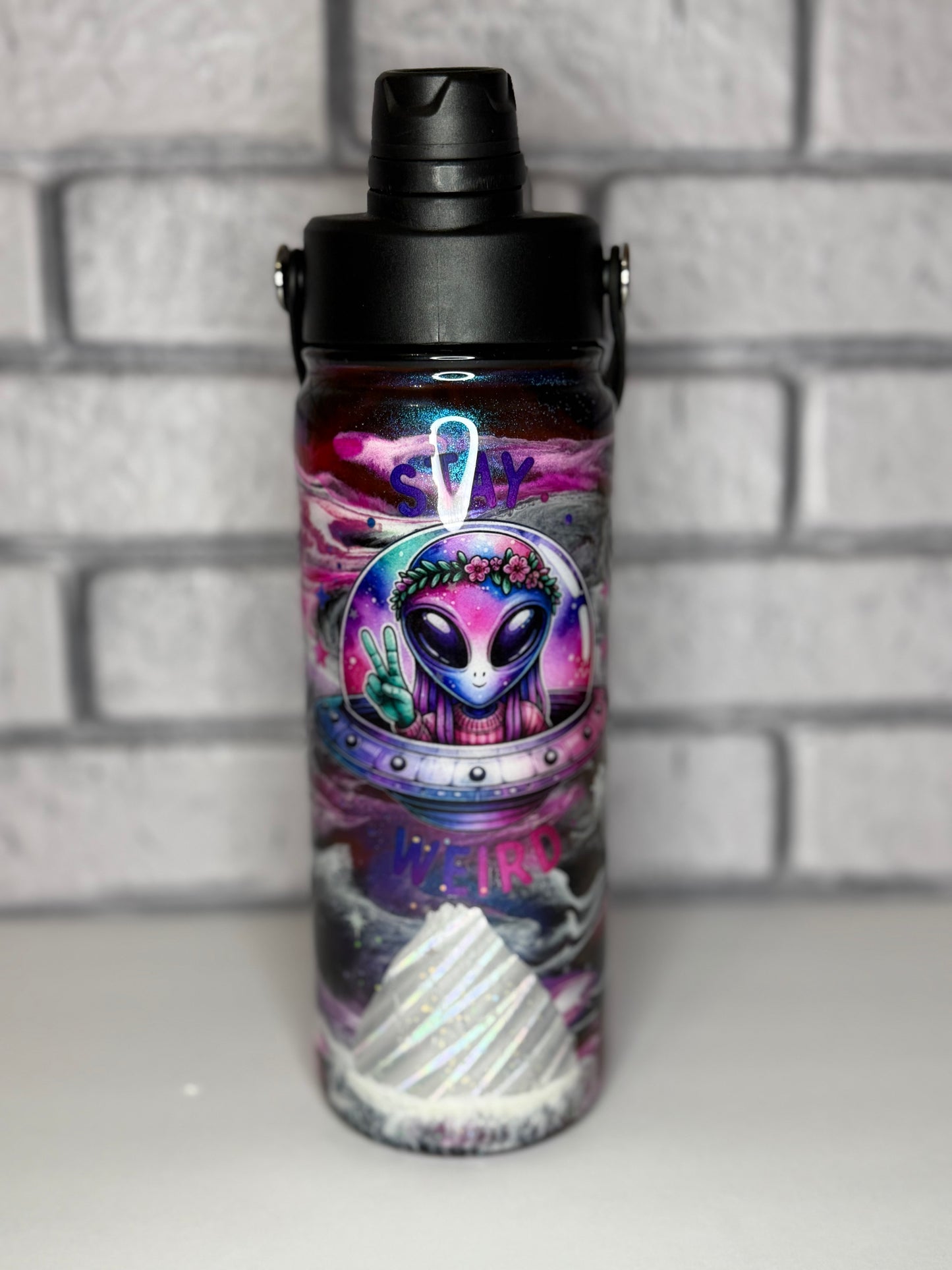 #29- 18oz Hydro- Stay Weird